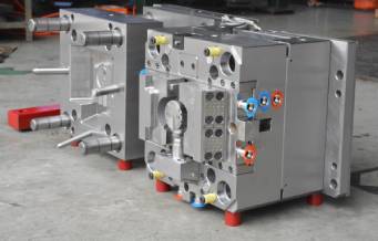 塑料注塑模具與硅膠模具有哪些區(qū)別？