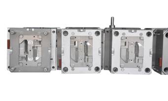 精密注塑模具加工成型的精度受什么因素影響呢？