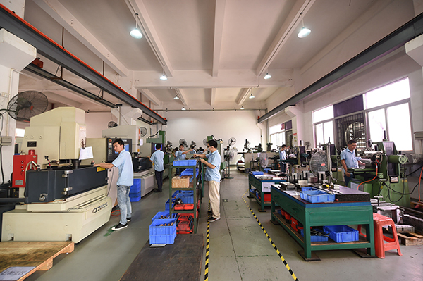 灌溉噴頭注塑模具 灌溉噴頭注塑模具