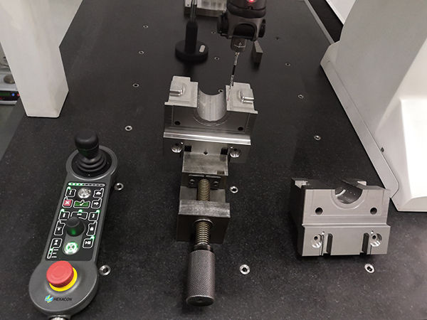 塑料模具定制加工廠 塑料模具定制加工廠