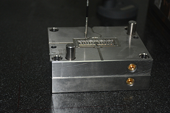 生產(chǎn)注塑模具廠家-選擇規(guī)范廠家