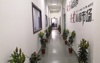 如何選擇一家專業(yè)的模具生產(chǎn)廠家？