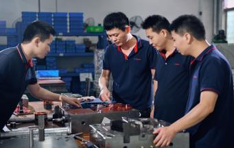 塑膠模具供應(yīng)商怎么選？